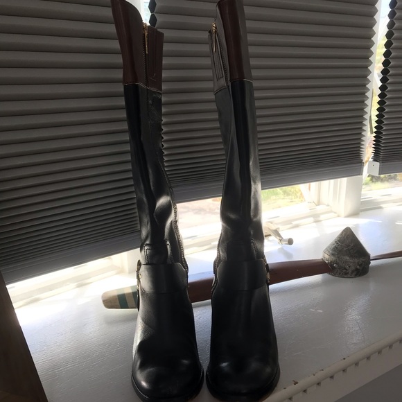 Michael Kors boots - Picture 2 of 7